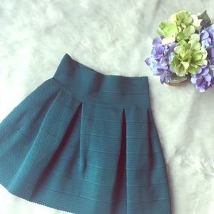 H&M Teal drop waist pleated skirt